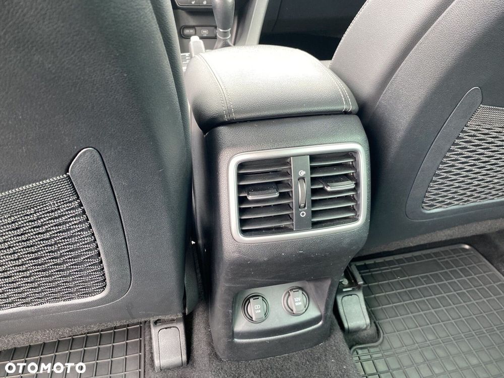 Kia Sportage - 13