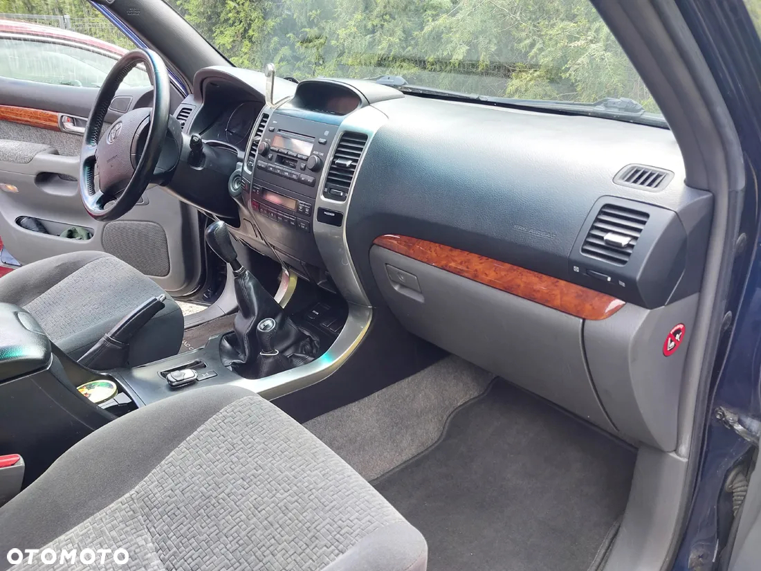 Toyota Land Cruiser 3.0 D Luna - 11