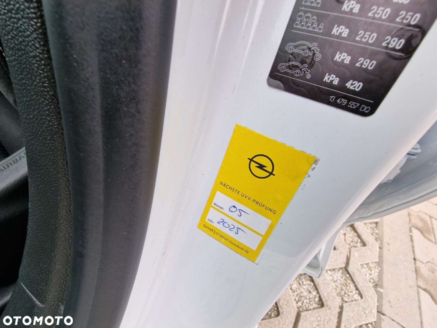 Opel Insignia - 14