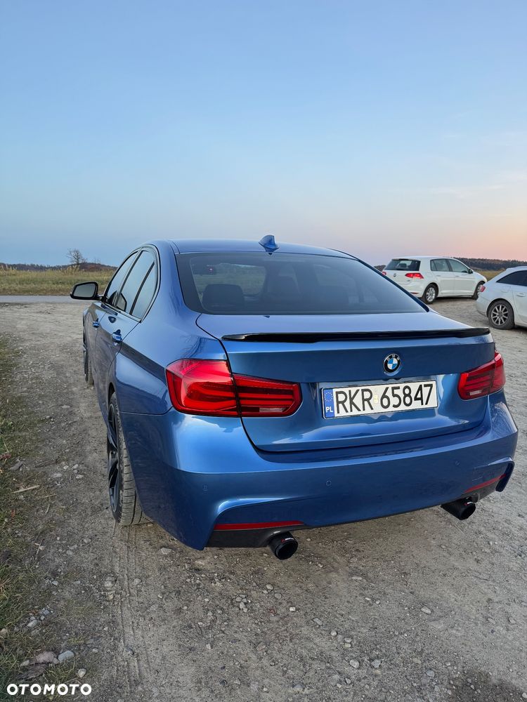 BMW Seria 3 340i M Sport - 4