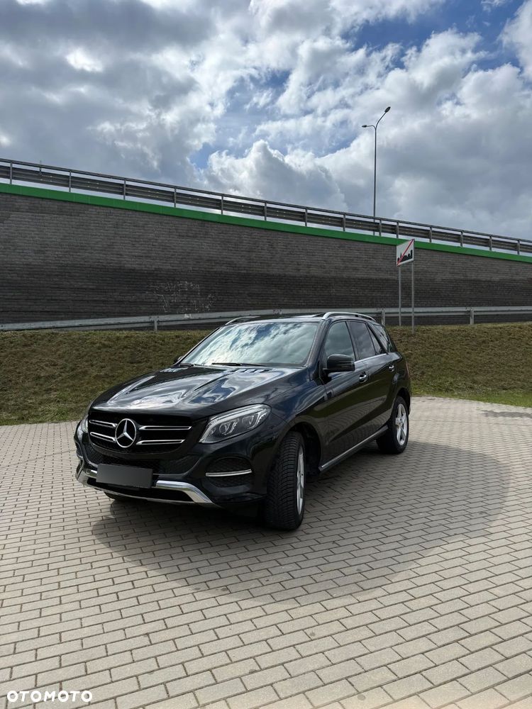 Mercedes-Benz GLE - 1