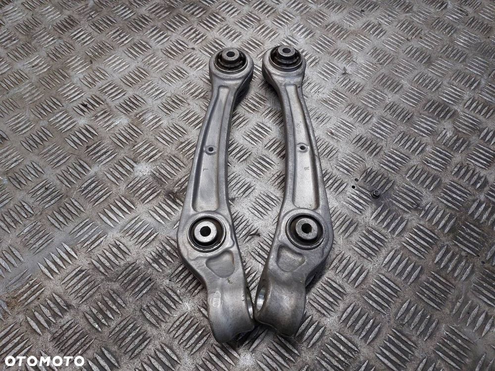 WAHACZ LEWY PRZÓD + PRAWY PRZÓD AUDI A7 4G - 2