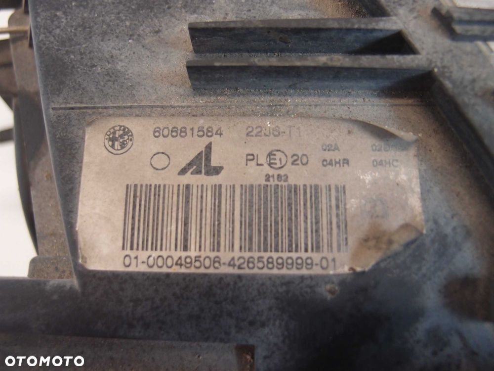 Reflektor lewy Alfa Romeo GT 2007r. - 3