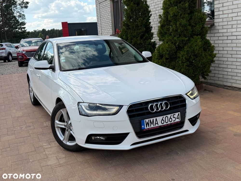 Audi A4 Limousine - 3