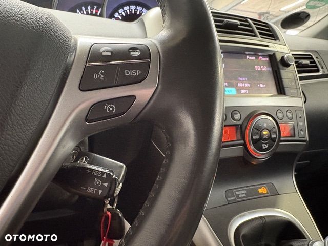 Toyota Verso 1.8 Premium EU5 7os - 14