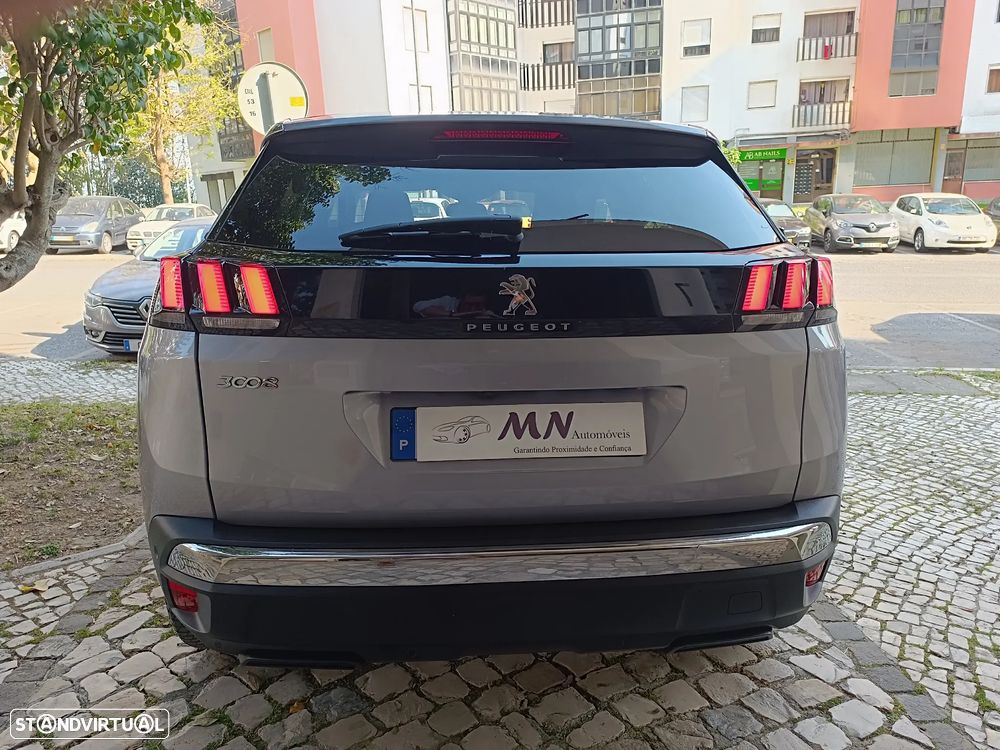 Peugeot 3008 1.2 PureTech Allure Pack - 6