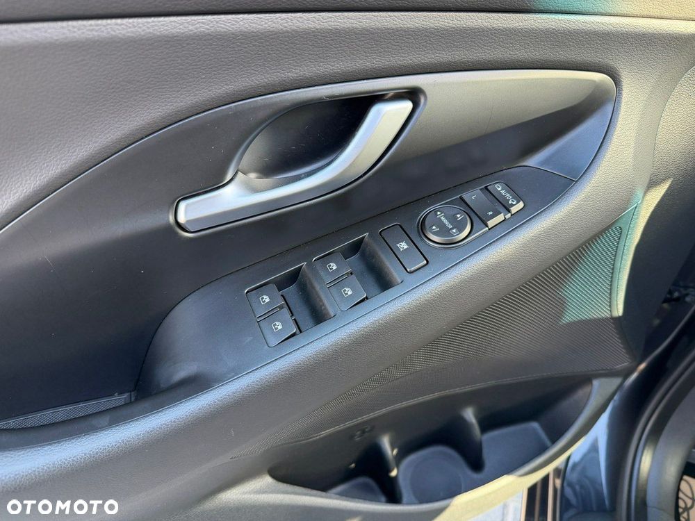 Hyundai i30 1.5 T-GDI 48V-Hybrid DCT N-Line - 29