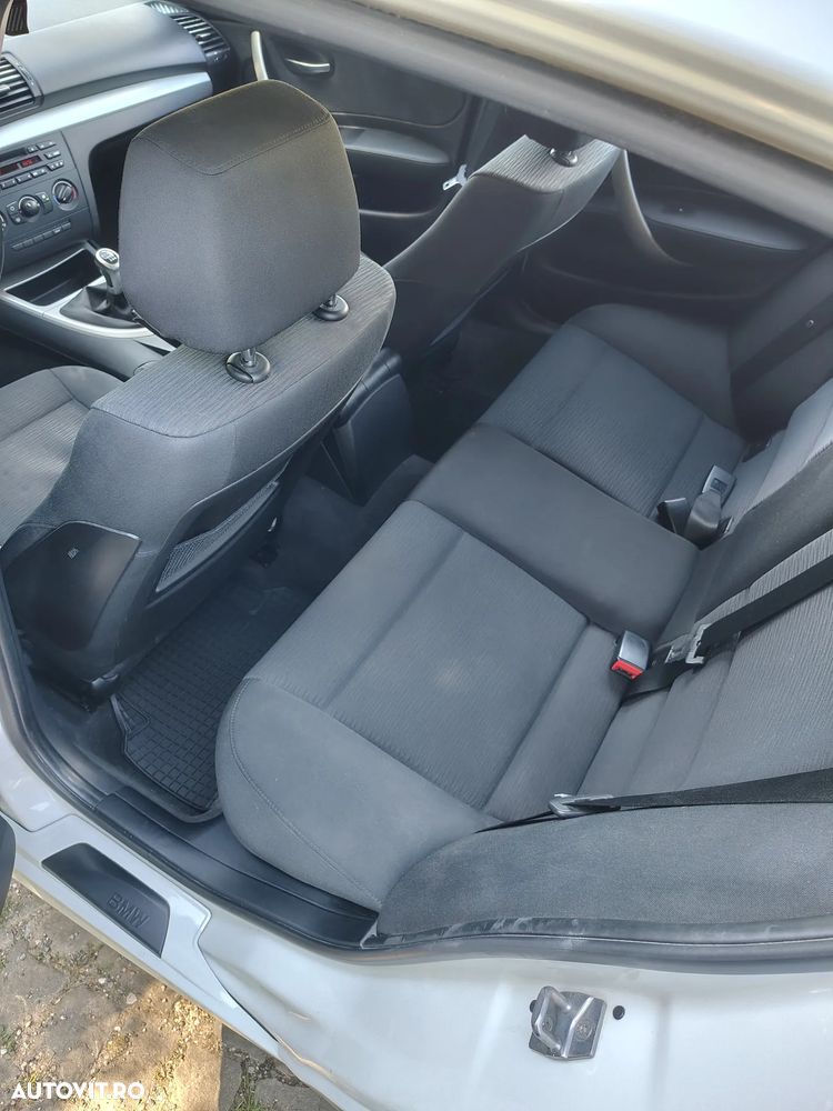 BMW Seria 1 116d - 6