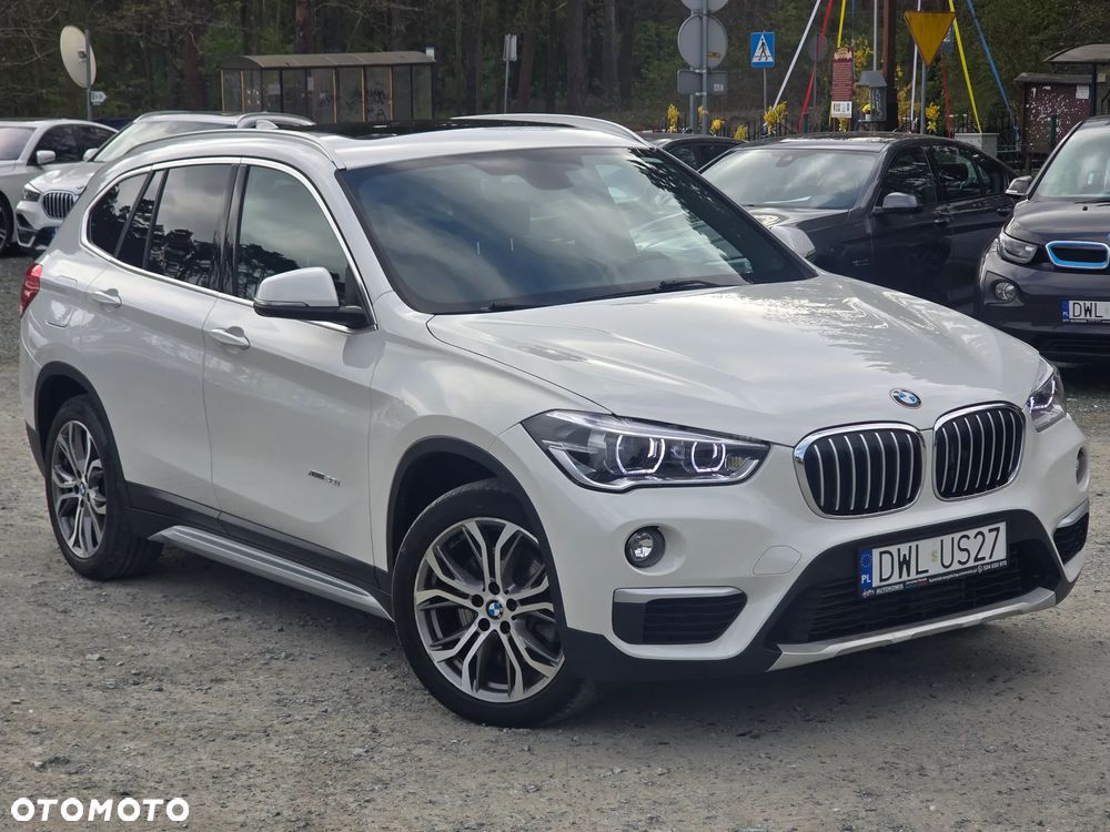 BMW X1 xDrive25i xLine - 4