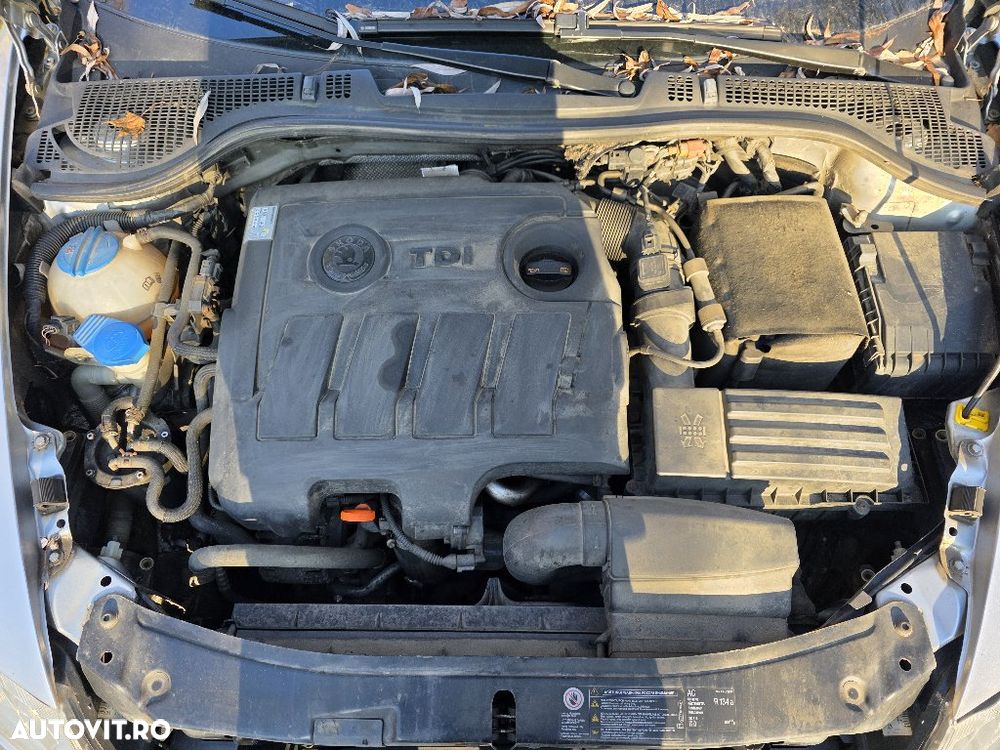 Skoda Octavia 1.6 TDI DPF Elegance - 15