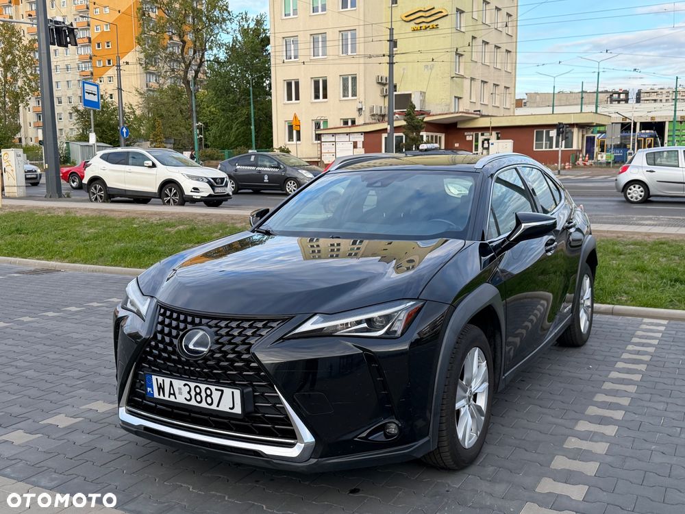 Lexus UX 250h Business Edition - 13