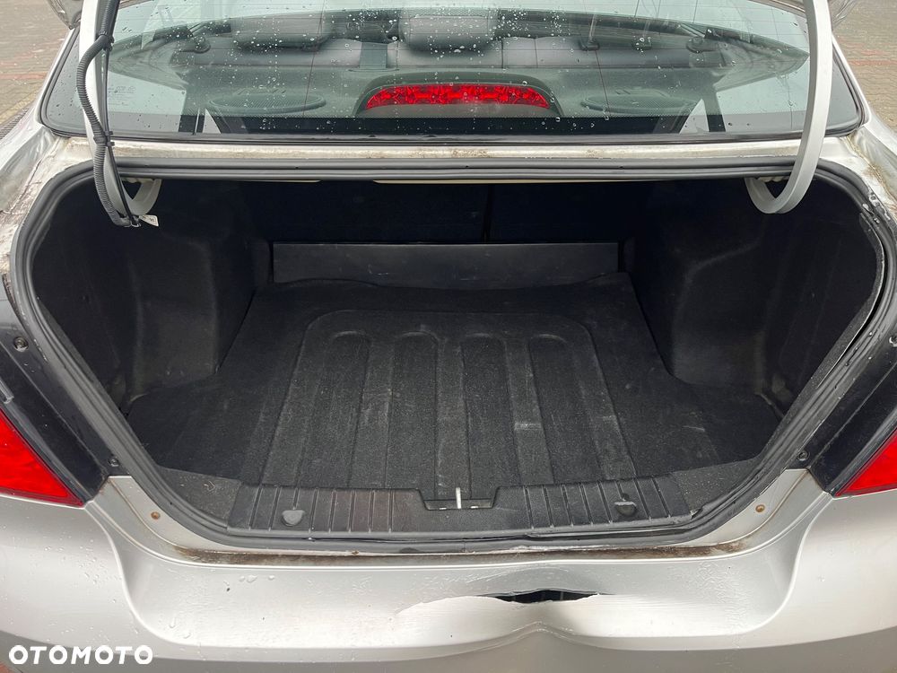 Chevrolet Aveo 1.2 S / Direct - 19