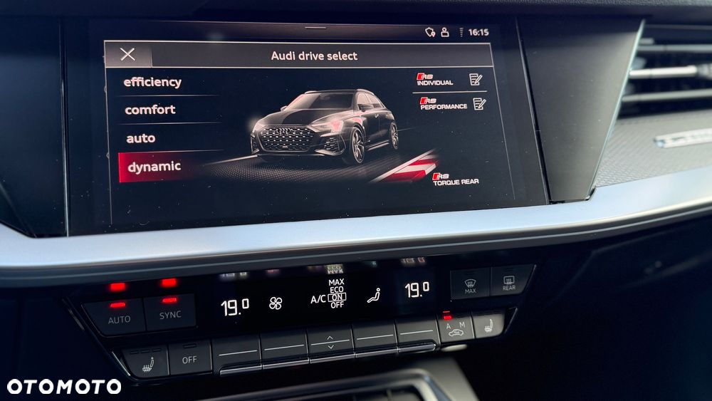 Audi RS3 Sportback - 30