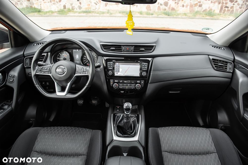 Nissan X-Trail 2.0 dCi ALL-MODE 4x4i Tekna - 26