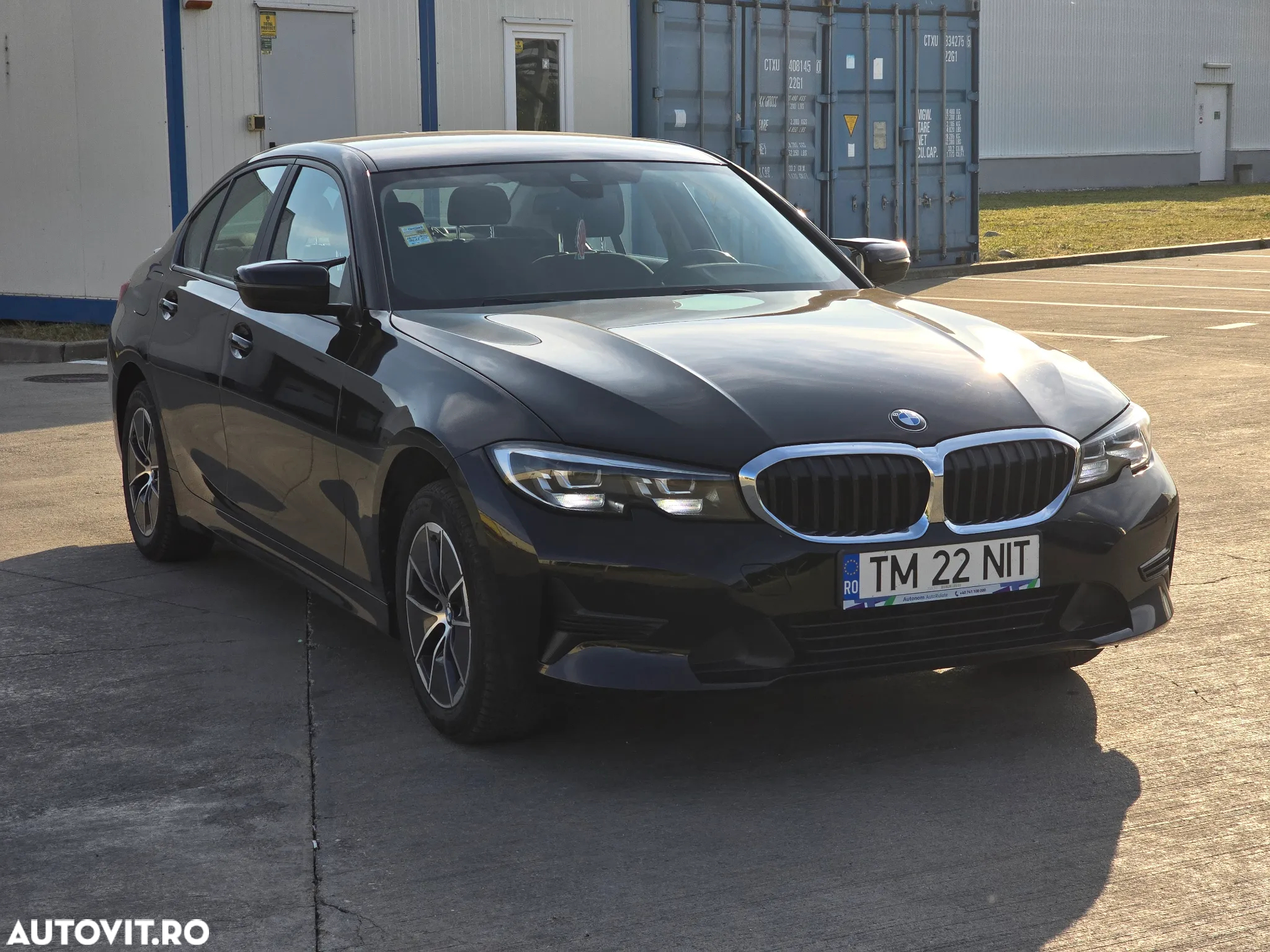 BMW Seria 3 318i AT - 2