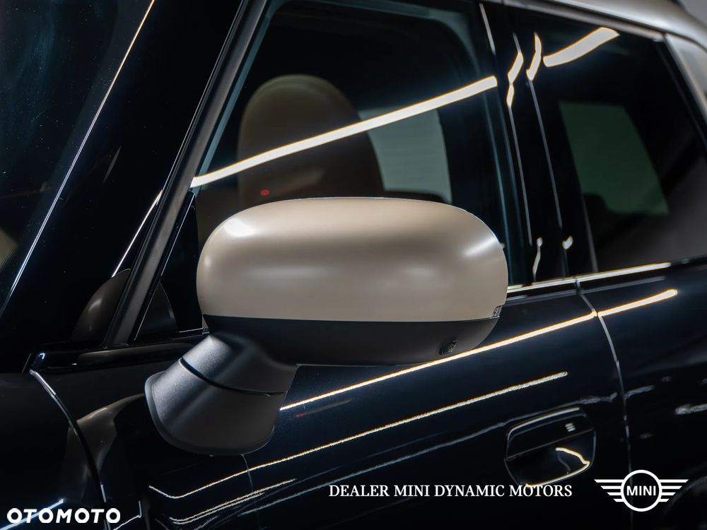 MINI Countryman C Favoured Trim - 12