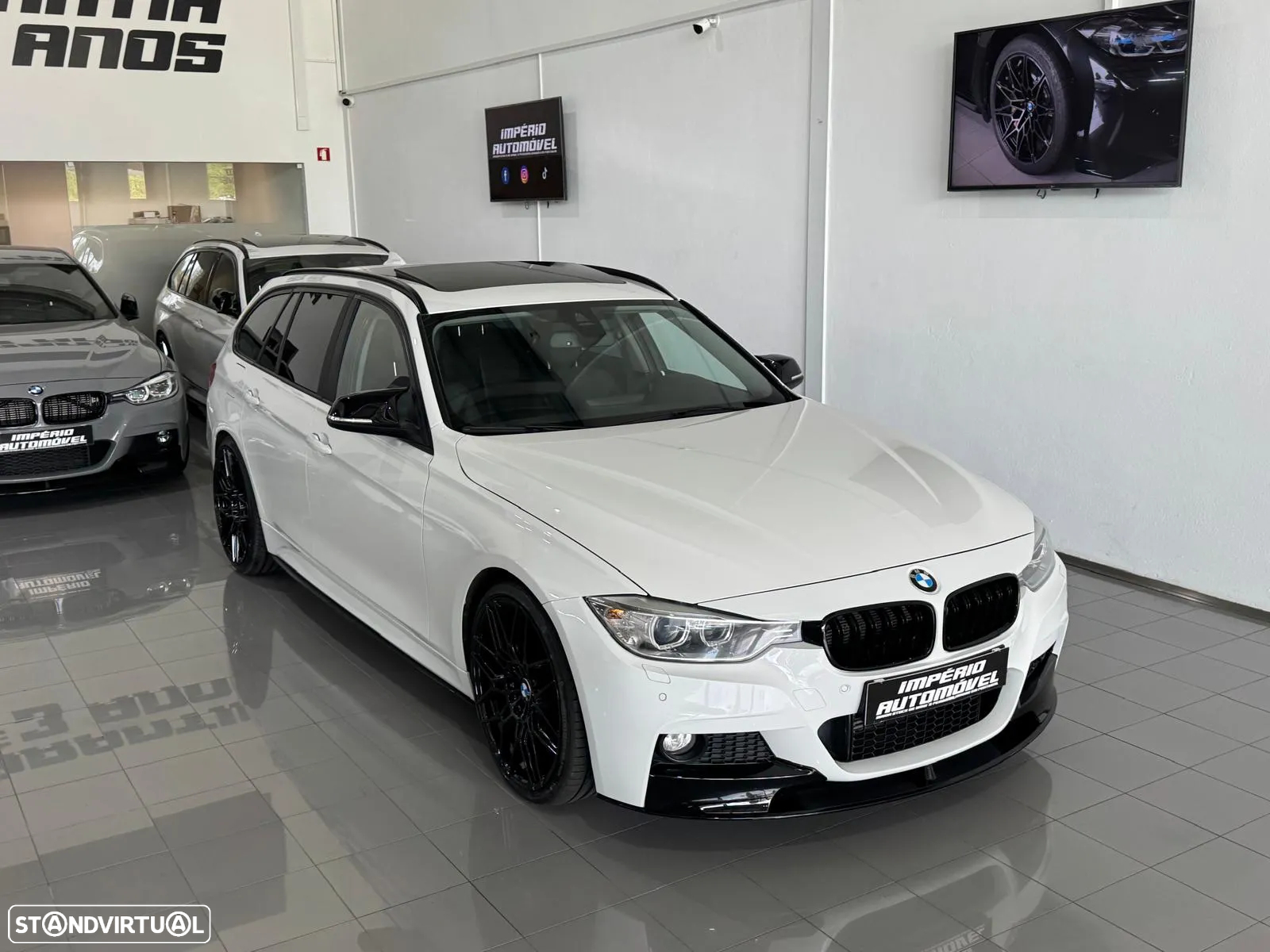 BMW 320 d Touring xDrive Auto - 3