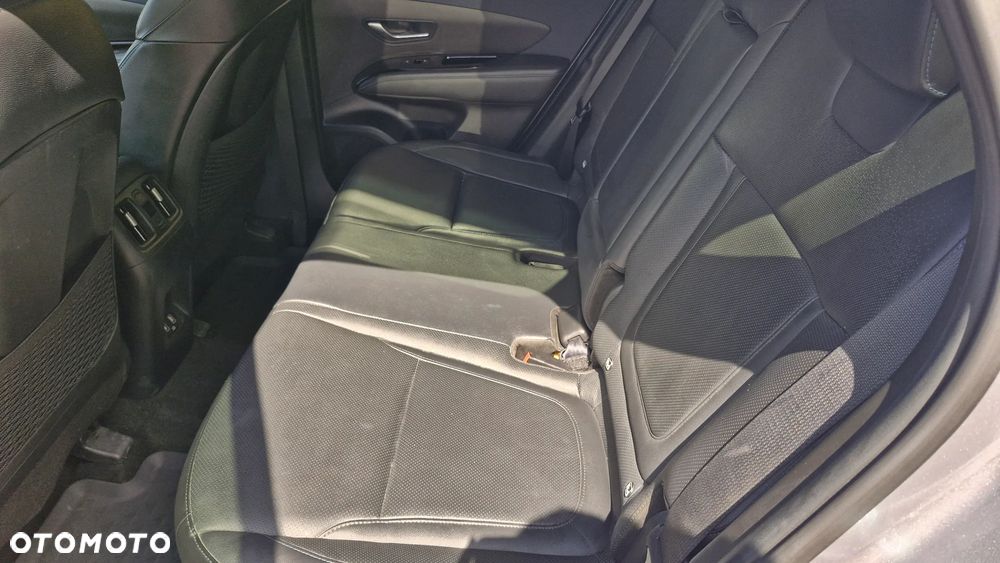 Hyundai Tucson - 25