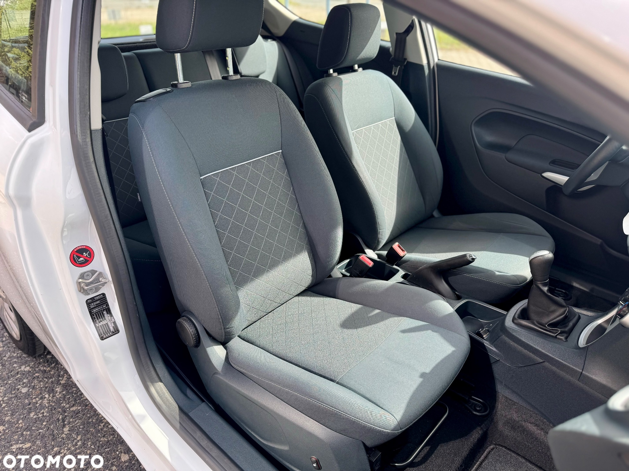 Ford Fiesta 1.25 Ambiente - 6