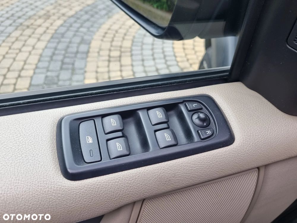 Land Rover Discovery III 2.7D V6 S - 13