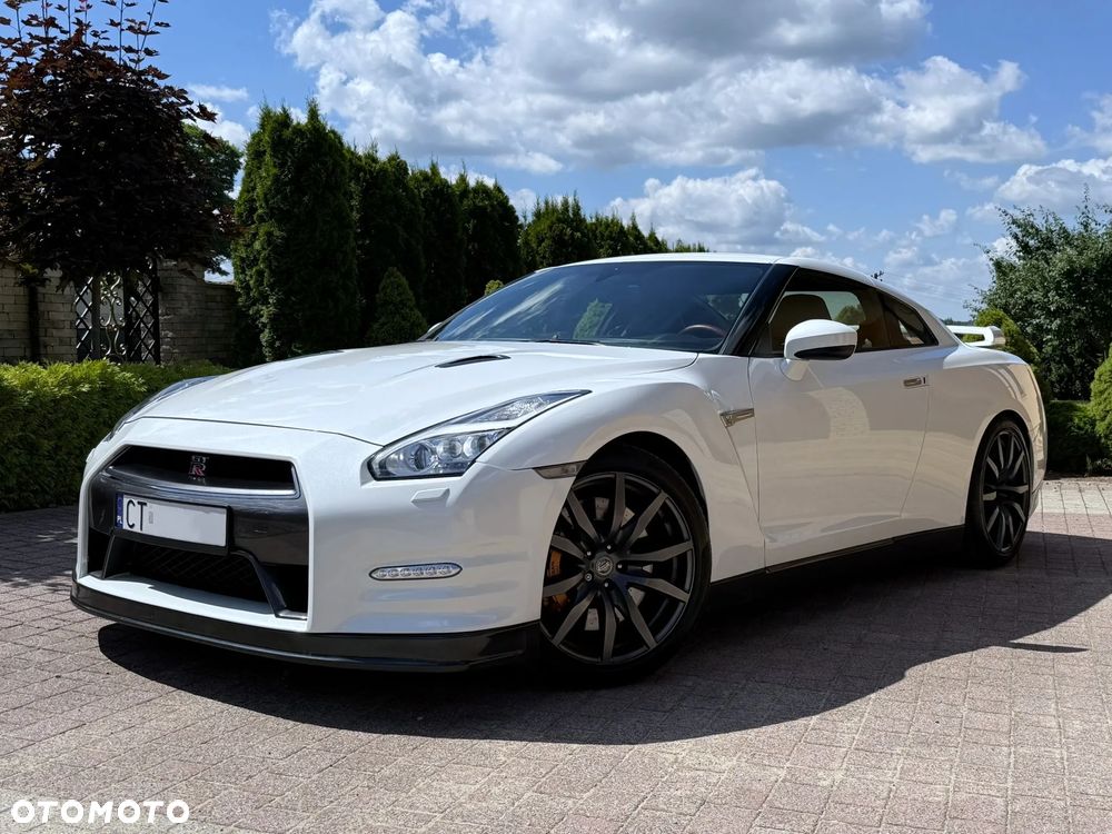 Nissan GT-R Black Edition - 1