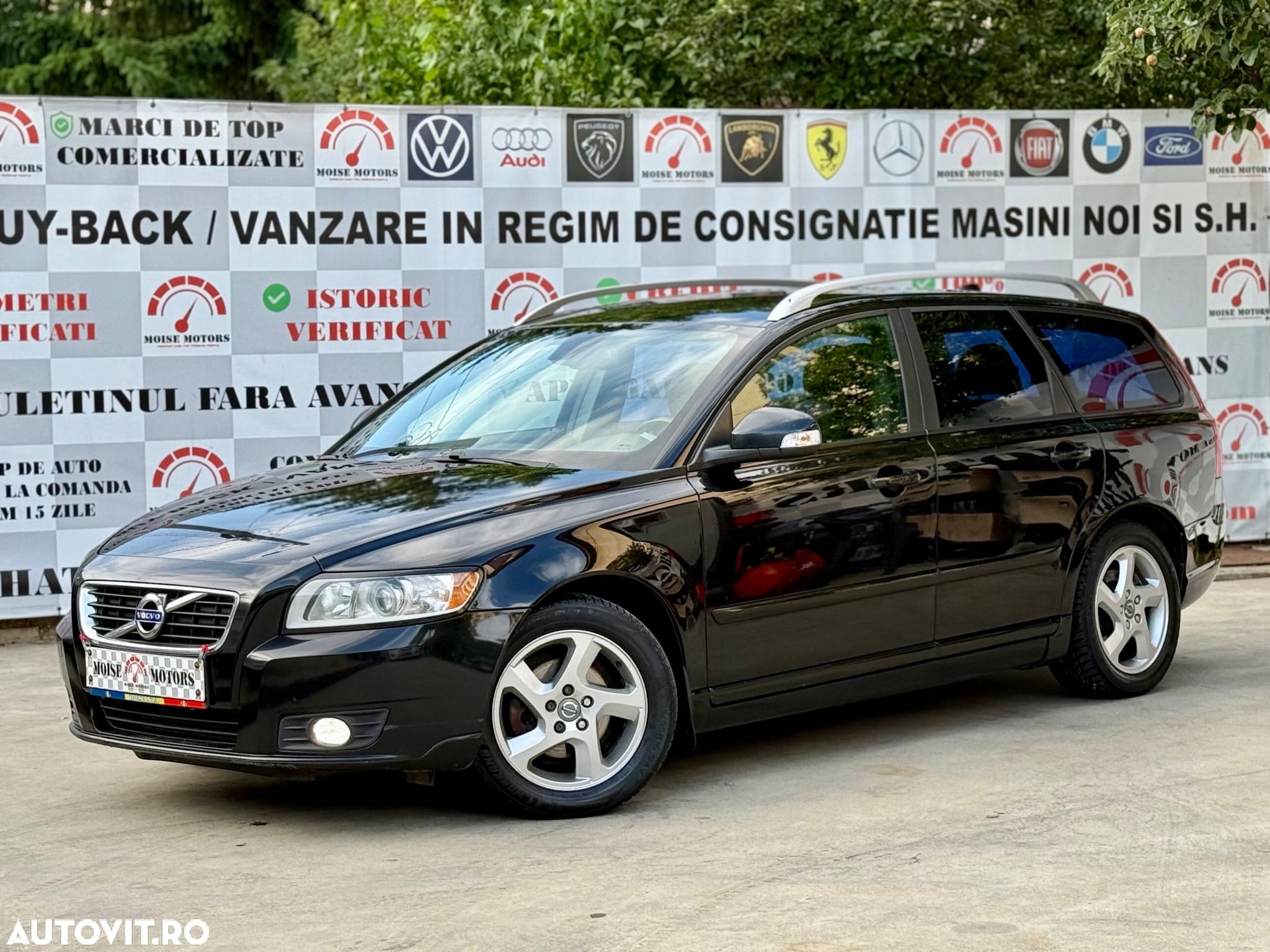 Volvo V50 D2 Business Pro Edition - 1
