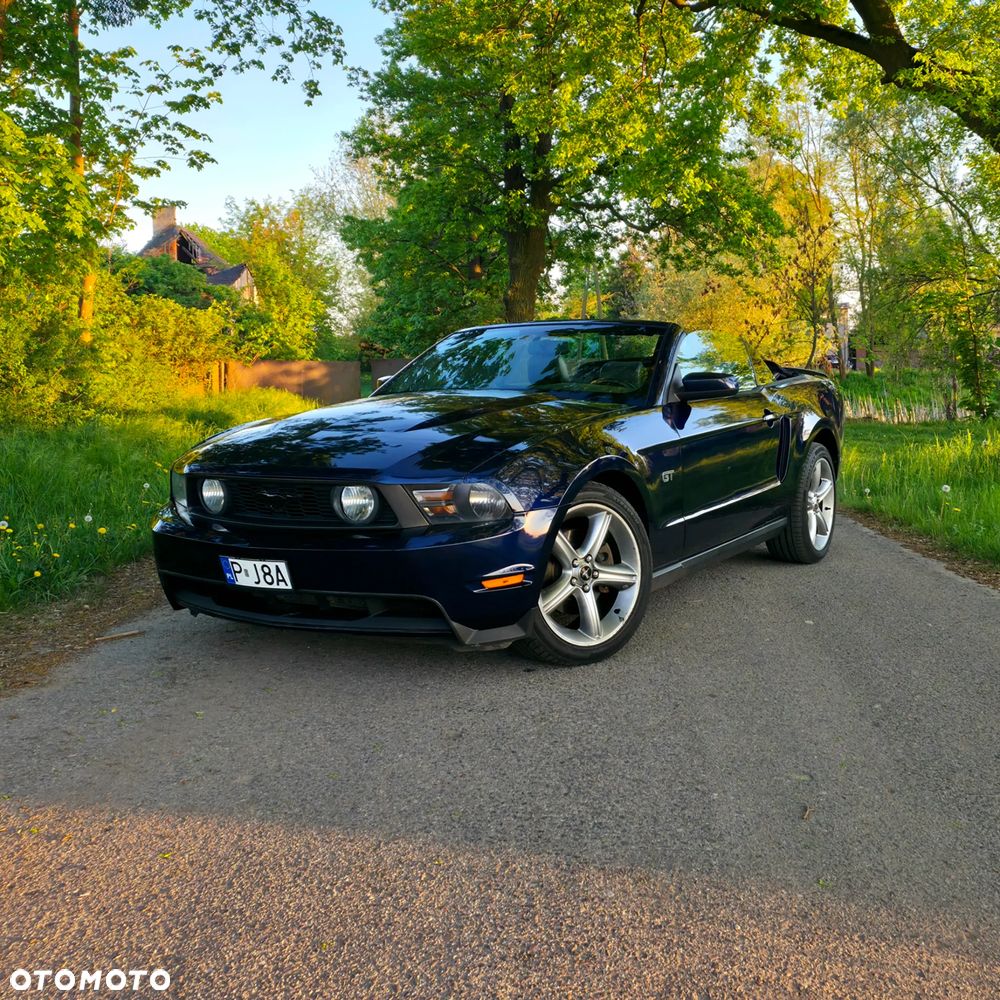 Ford Mustang - 1