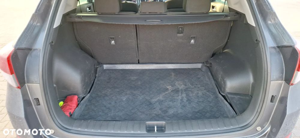 Hyundai Tucson 1.7 CRDI BlueDrive Comfort 2WD - 10