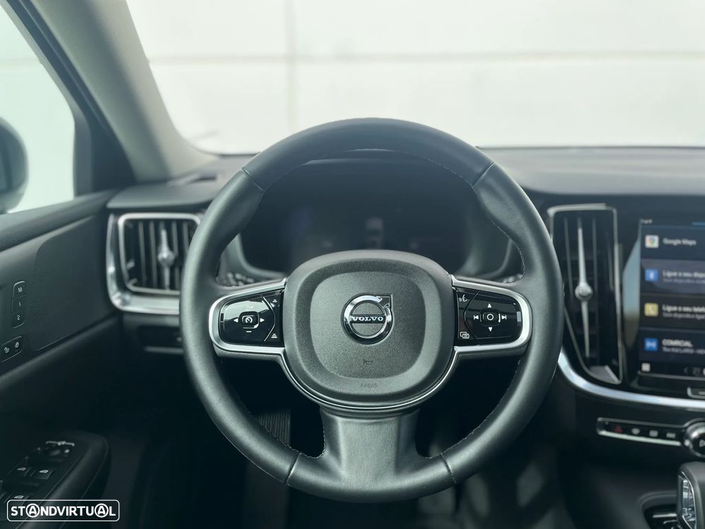 Volvo V60 2.0 T6 AWD TE Plus Dark - 27