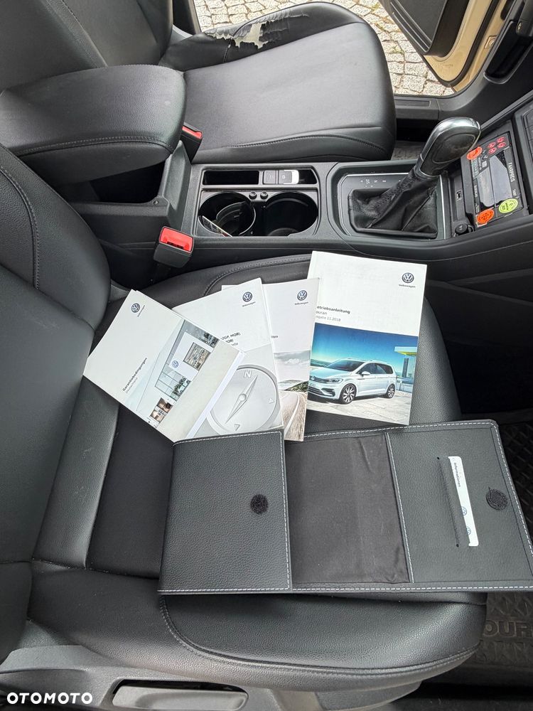 Volkswagen Touran - 15