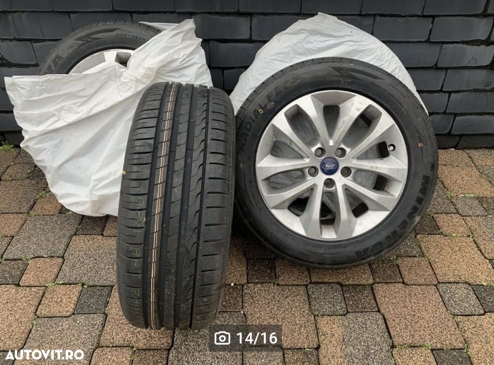 Ford Kuga 2.0 TDCi 2x4 Titanium - 6