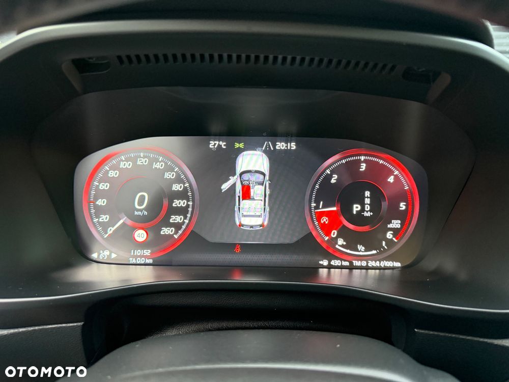 Volvo XC 40 D4 AWD - 13