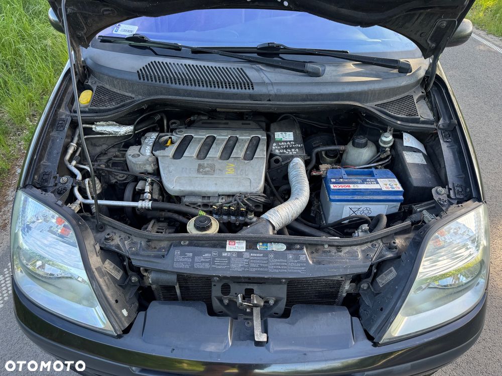Toyota Prius - 10