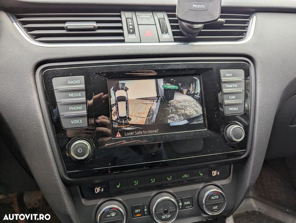 Skoda Octavia Combi 2.0 TDI Green tec Elegance - 13