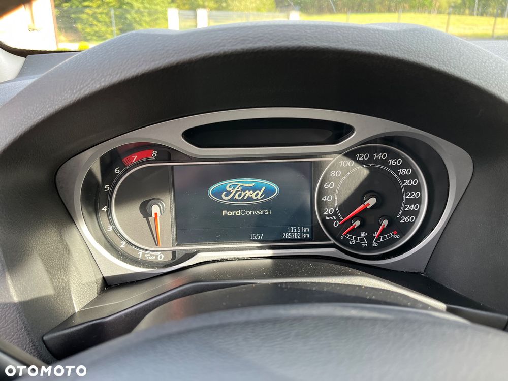 Ford Mondeo 2.5 Titanium - 10