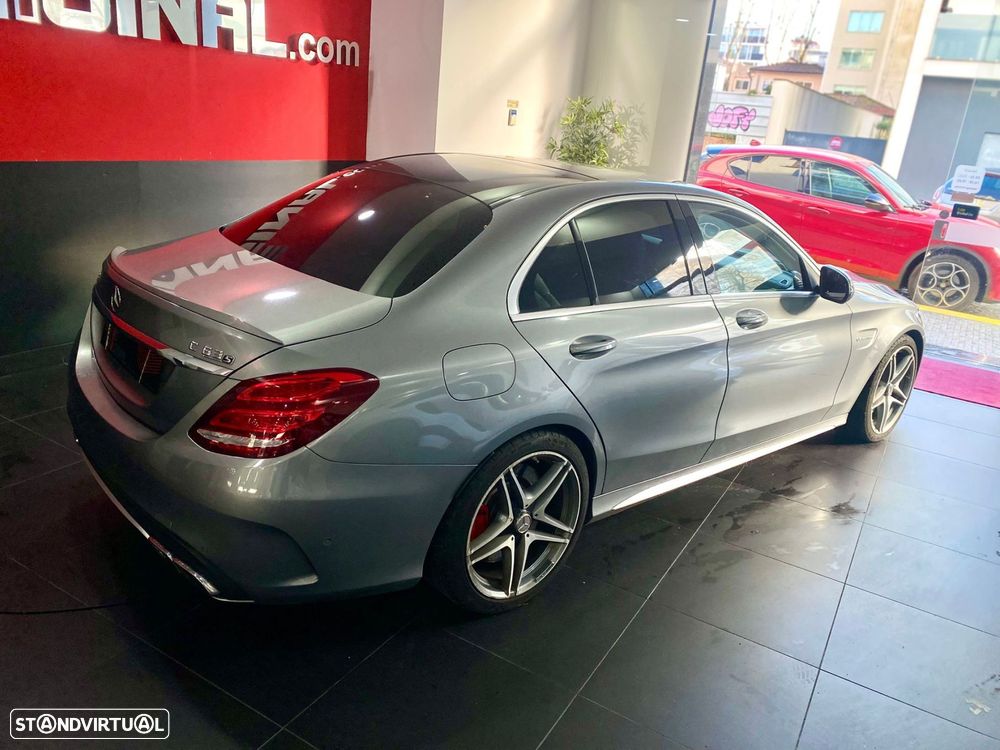 Mercedes-Benz C 63 AMG S - 6