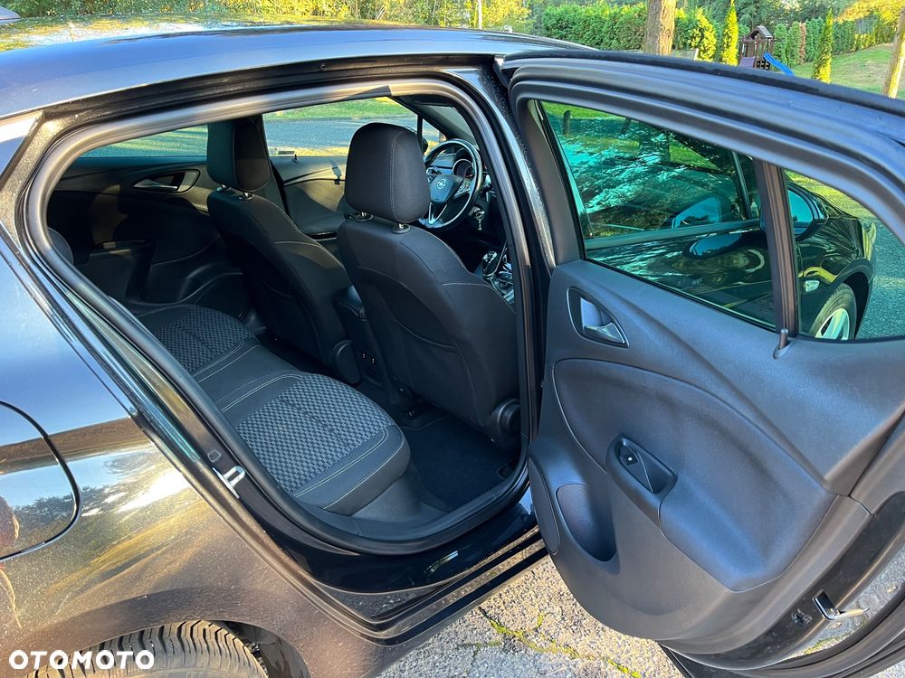 Opel Astra 1.4 Turbo Business - 26