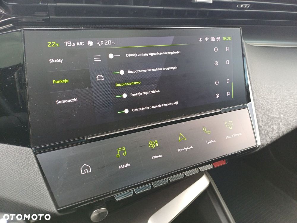 Peugeot 408 1.2 PureTech GT S&S EAT8 - 28