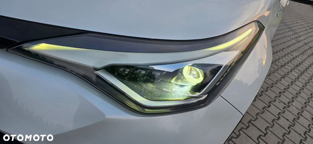 Toyota C-HR - 19
