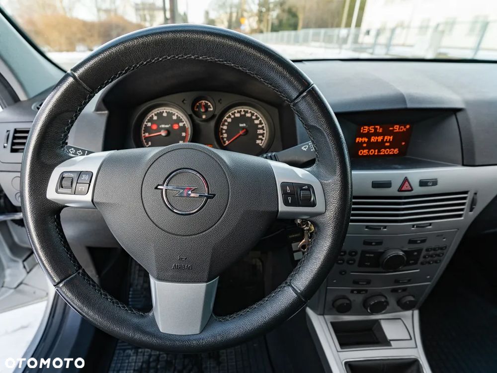 Opel Astra 1.4 Enjoy - 11