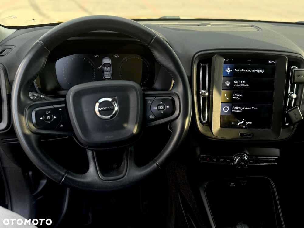 Volvo XC 40 T3 - 17