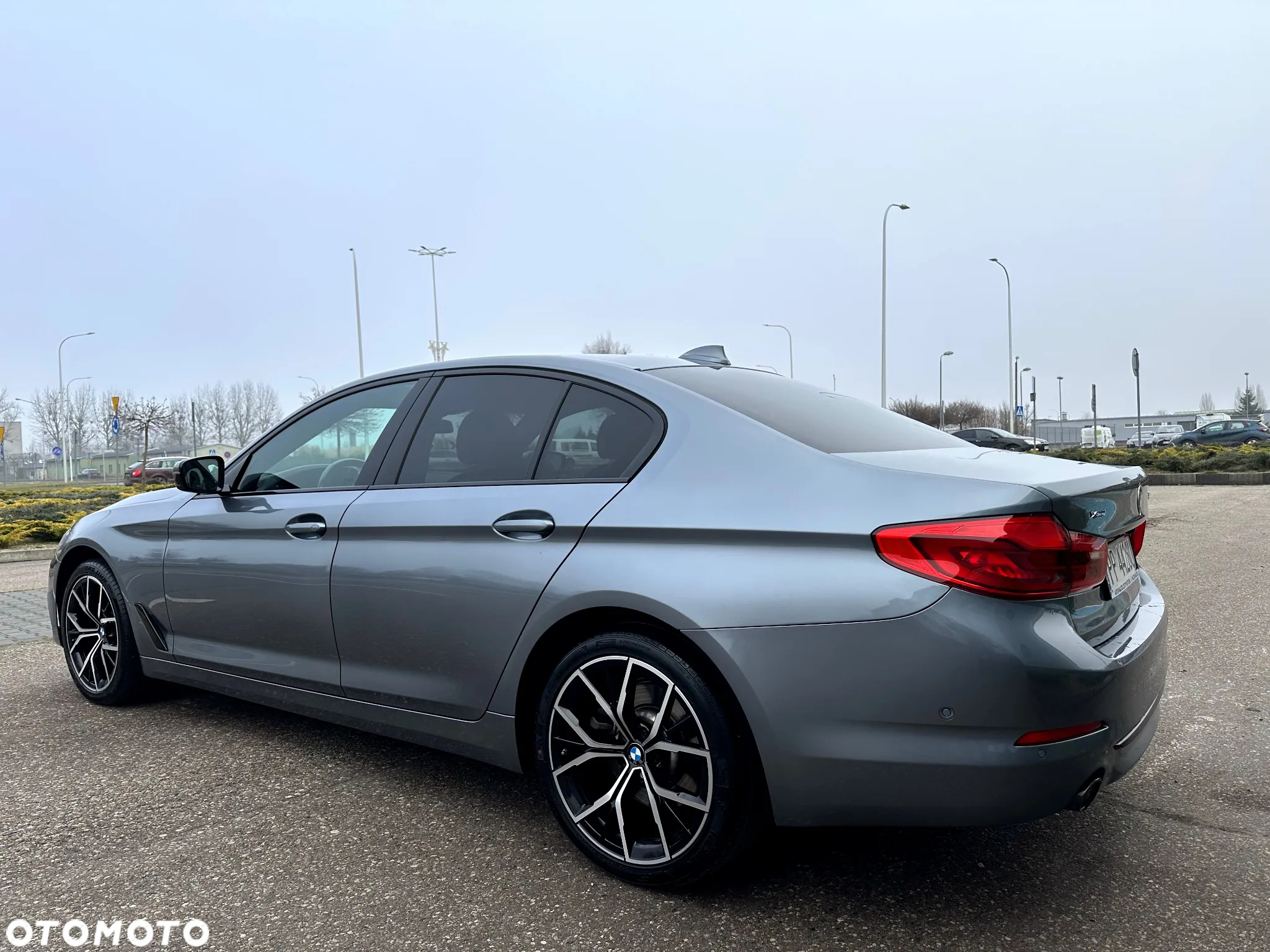 BMW Seria 5 520d xDrive Sport Line - 12