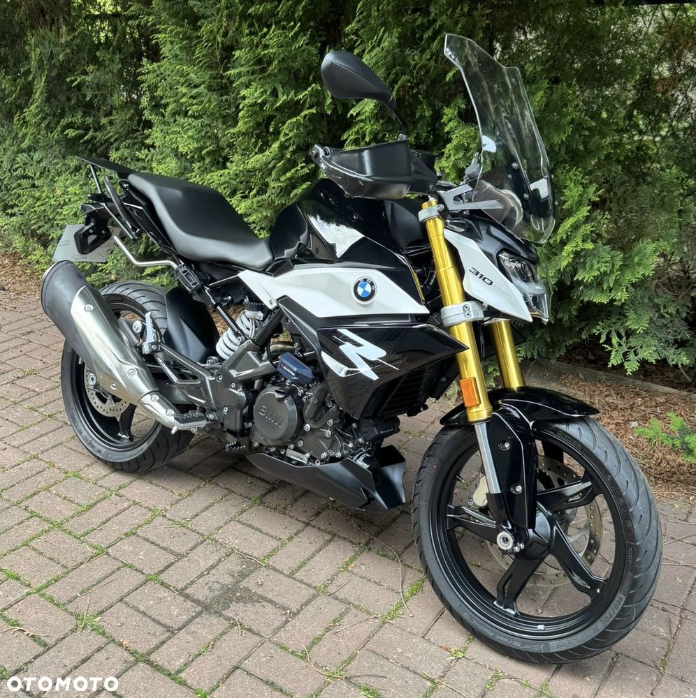 BMW G - 1
