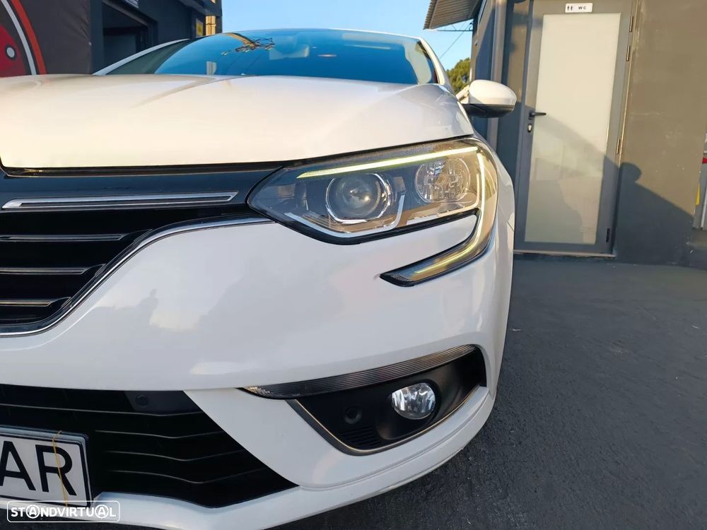 Renault Mégane 1.5 Blue dCi Intens - 2