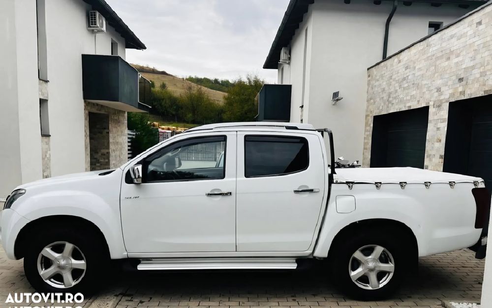 Isuzu D-Max 4x4 Double Cab Premium Aut. - 4
