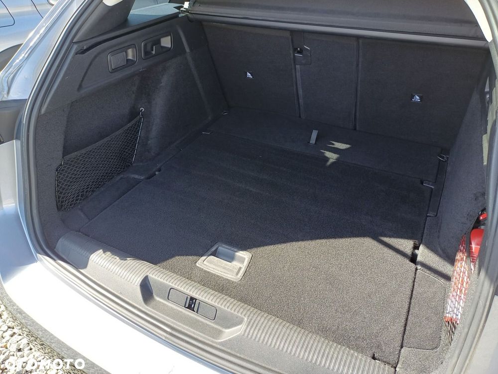 Peugeot 308 - 35