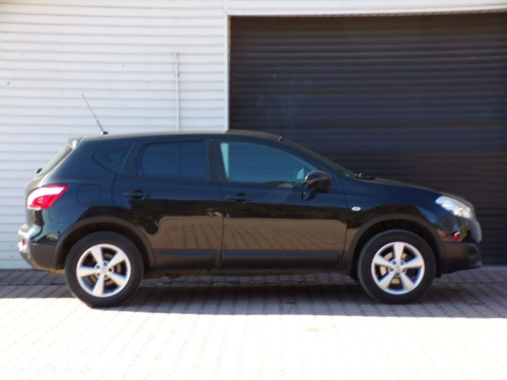 Nissan Qashqai - 12