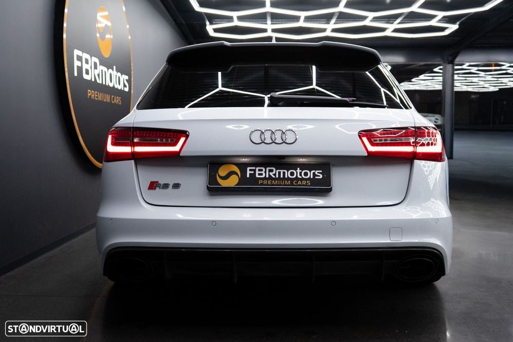 Audi RS6 Avant 4.0 TFSi quattro Tiptronic - 4