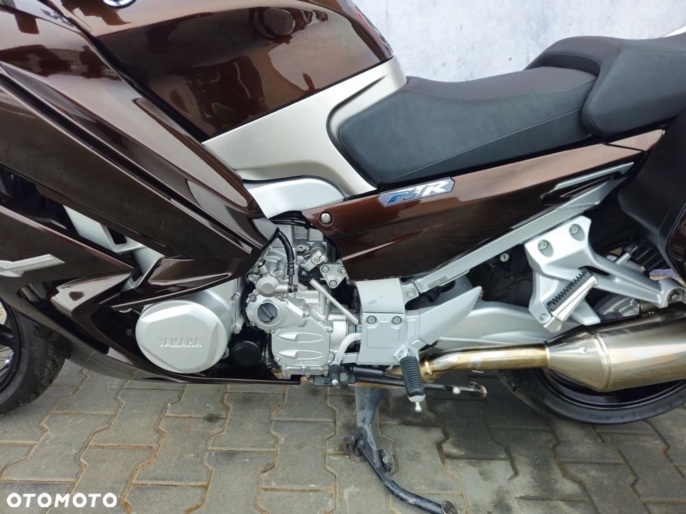 Yamaha FJR - 19