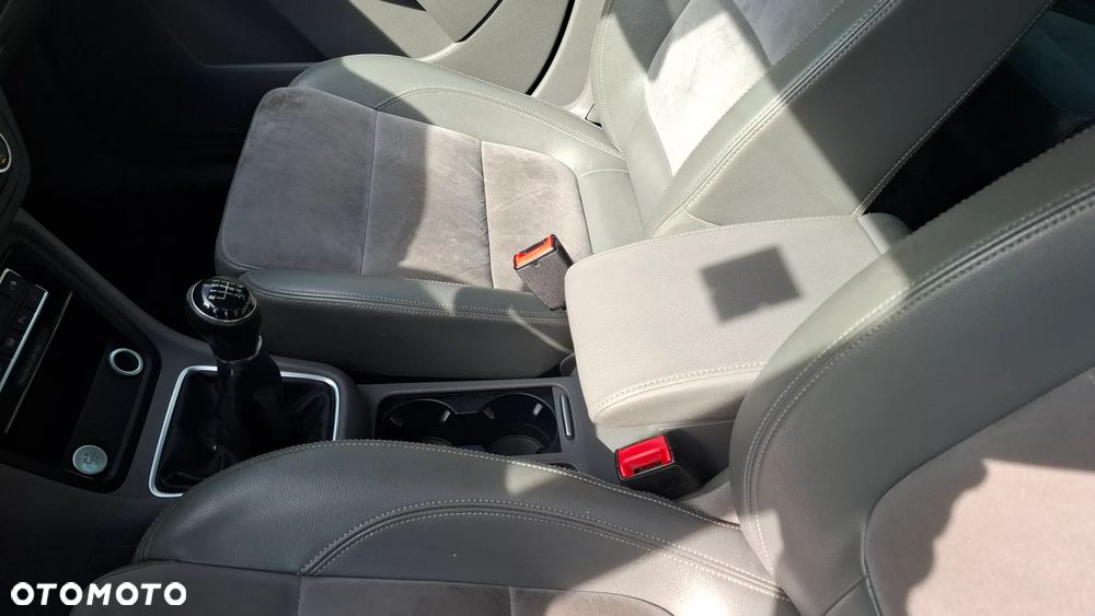 Volkswagen Sharan 2.0 TDI Highline - 13